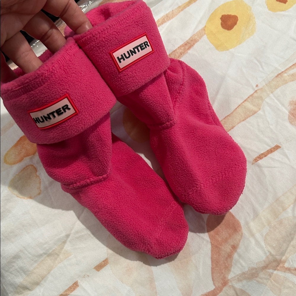 Hunter Kids Fuchsia Slippers